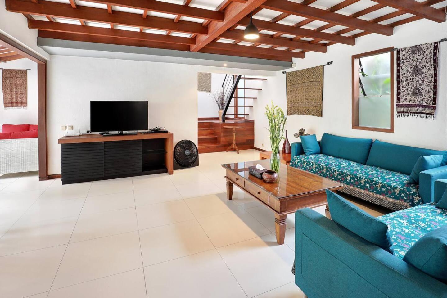 Super Value 4 Bedroom, Walk To Bintang Supermarket 세미냑 외부 사진