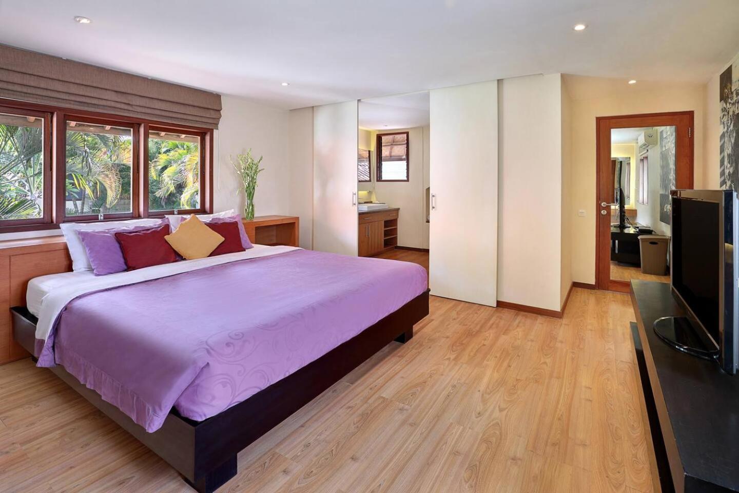Super Value 4 Bedroom, Walk To Bintang Supermarket 세미냑 외부 사진